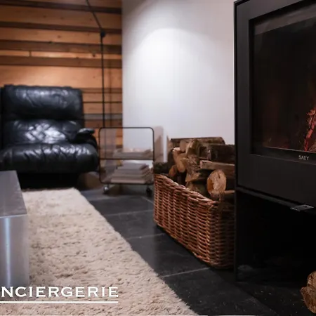 Domaine De L'ardoisiere * Alle