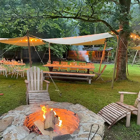 Domaine De L'ardoisiere * Alle