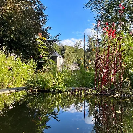 Semesterbostad Domaine De L'ardoisiere Alle